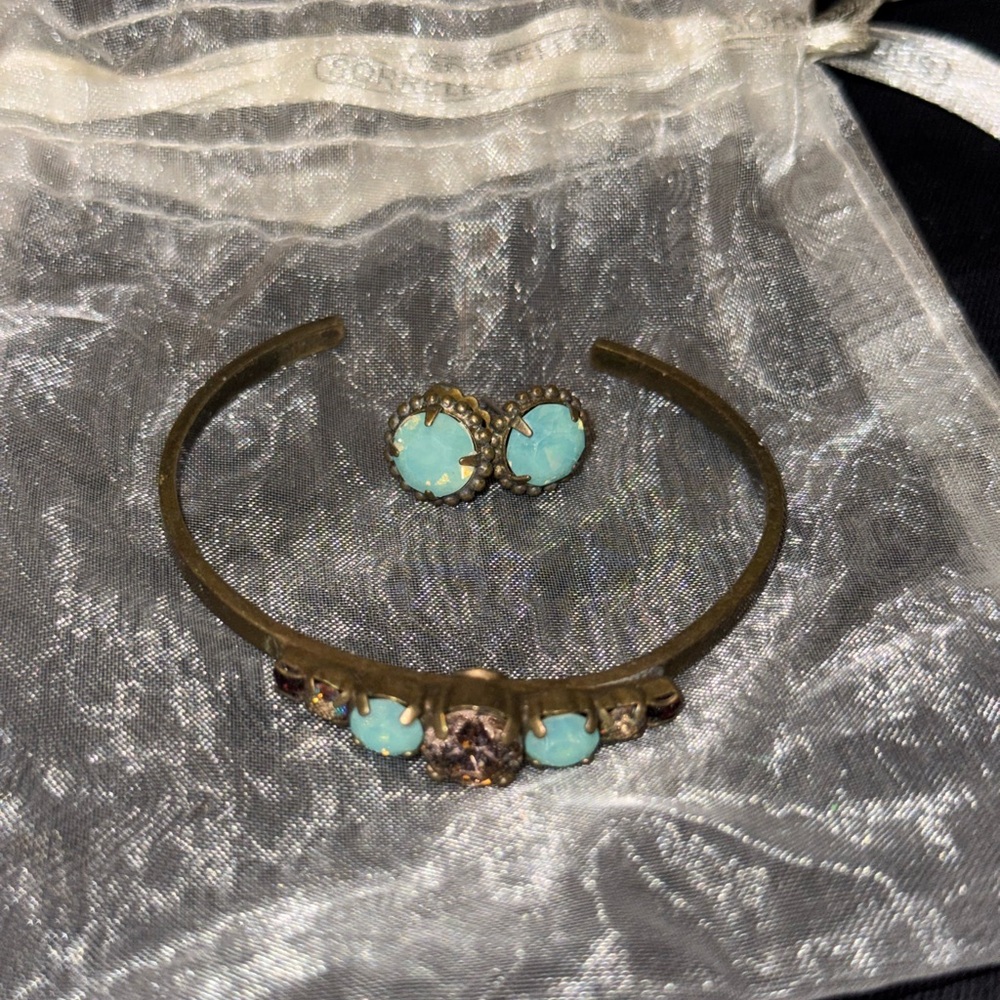 Sorrelli bronze earring and bracelet set
